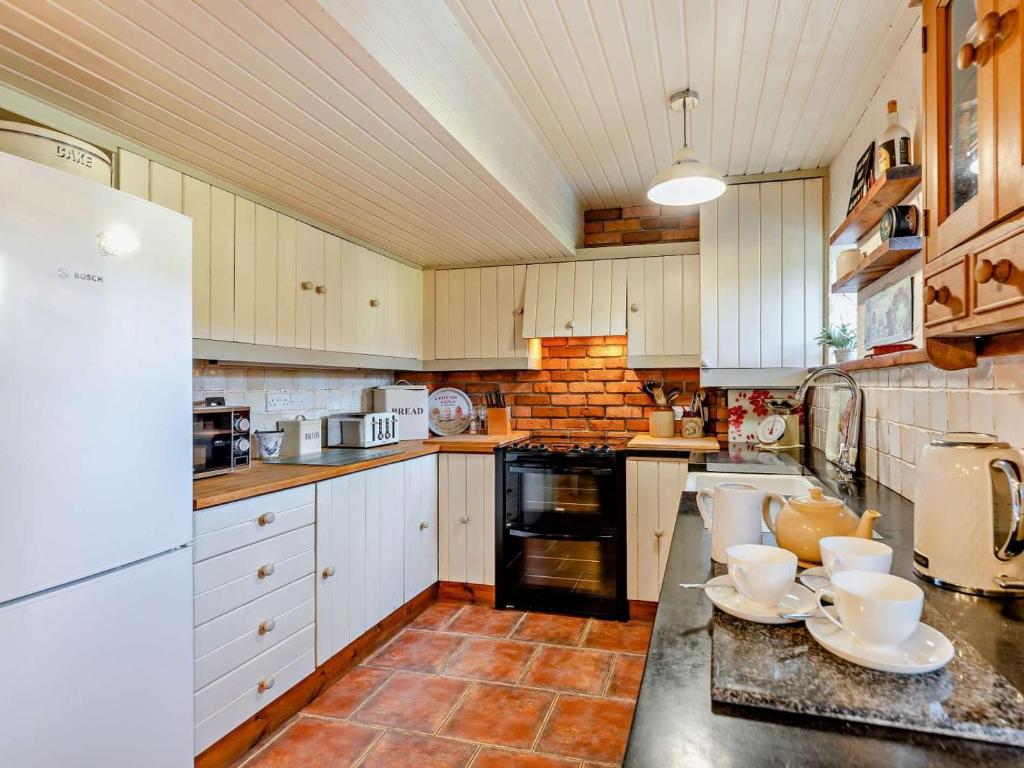3 Bed in Backworth photo 4