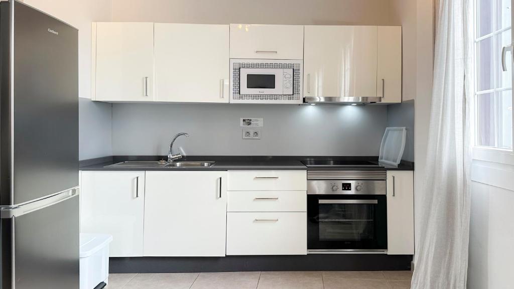 Tenerife City Apartments One Bedroom - 3