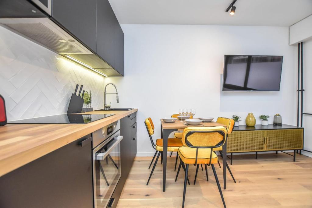 Welcoming apartment - 1BR 4P - Arc de Triomphe - 2