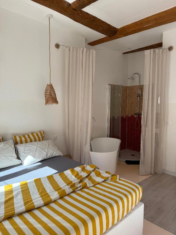 LaFrenchCasa Canebière - 5