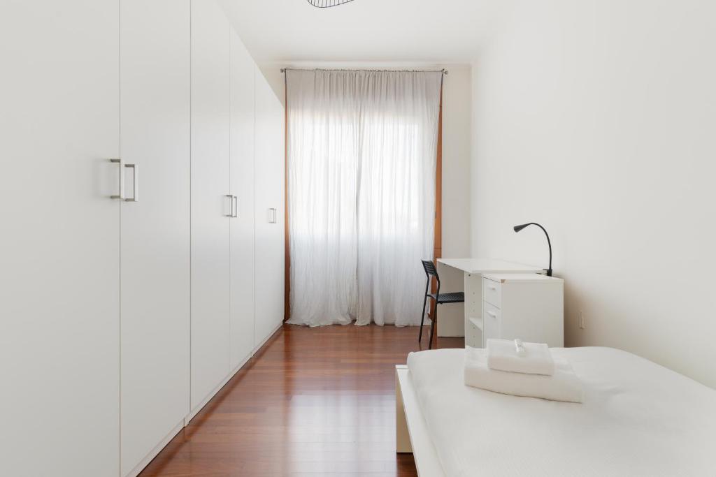 GuestHost - Spacious Apartment X6 Zara MM3 MM5 - 4
