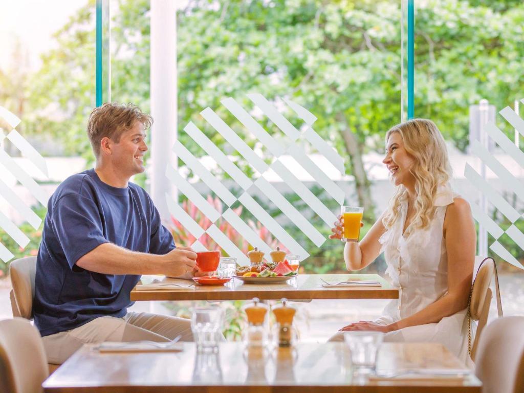 อาหารและเครื่องดื่ม