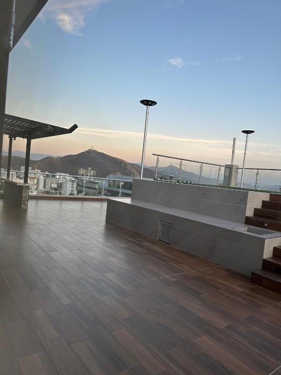 Departamento de lujo domotizado en la mejor zona de Cochabamba, frente al Paseo Aranjuez - 2
