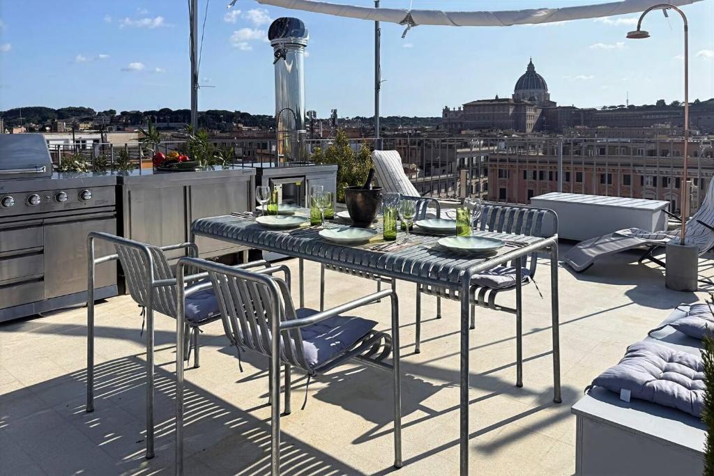 ES Rooftop - Vatican - 1