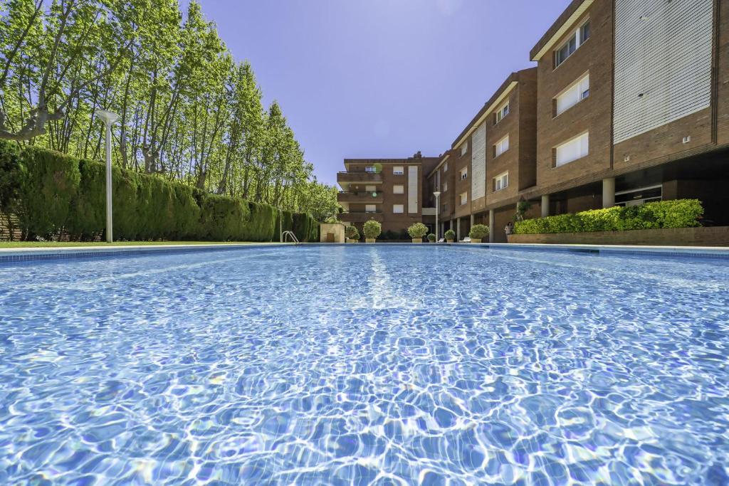 Brunasmar – Piscina, Parking y Centro Tossa - 3