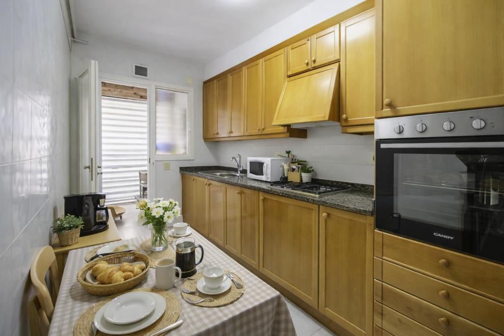 Brunasmar – Piscina, Parking y Centro Tossa - 4