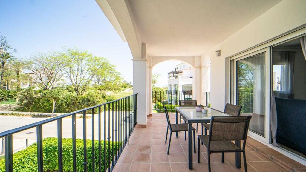 Lovely 2 Bedroom Apartment - AA811LT - 2