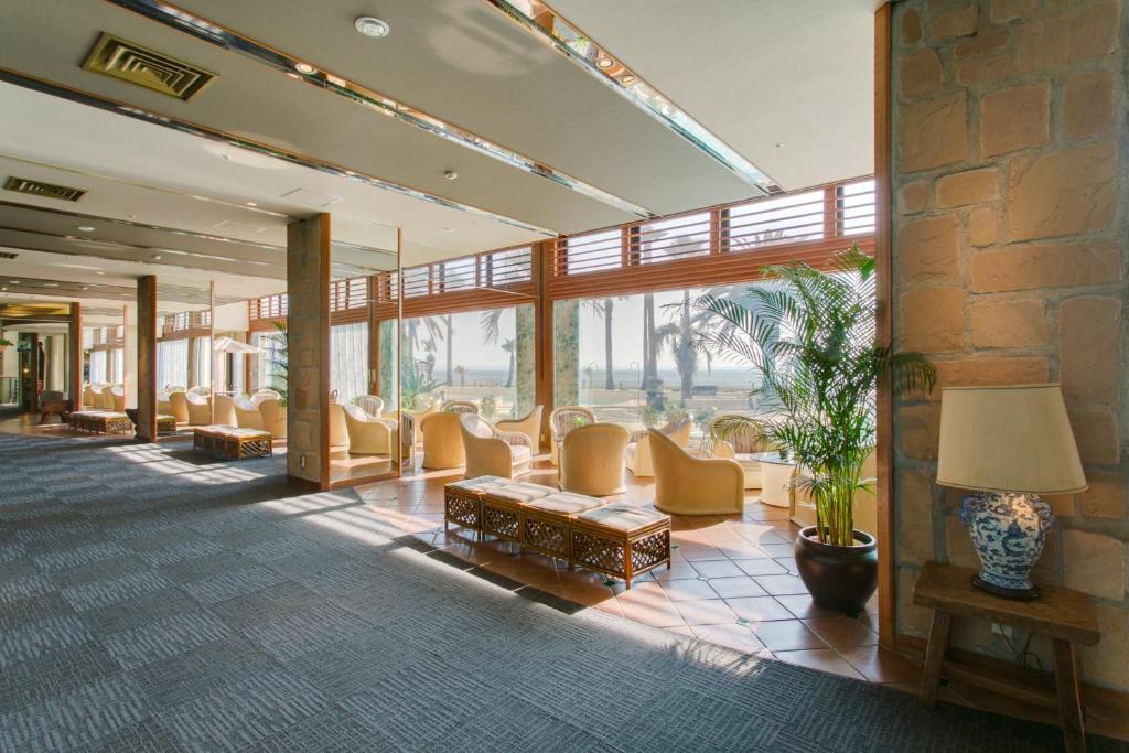Sago Royal Hotel photo
