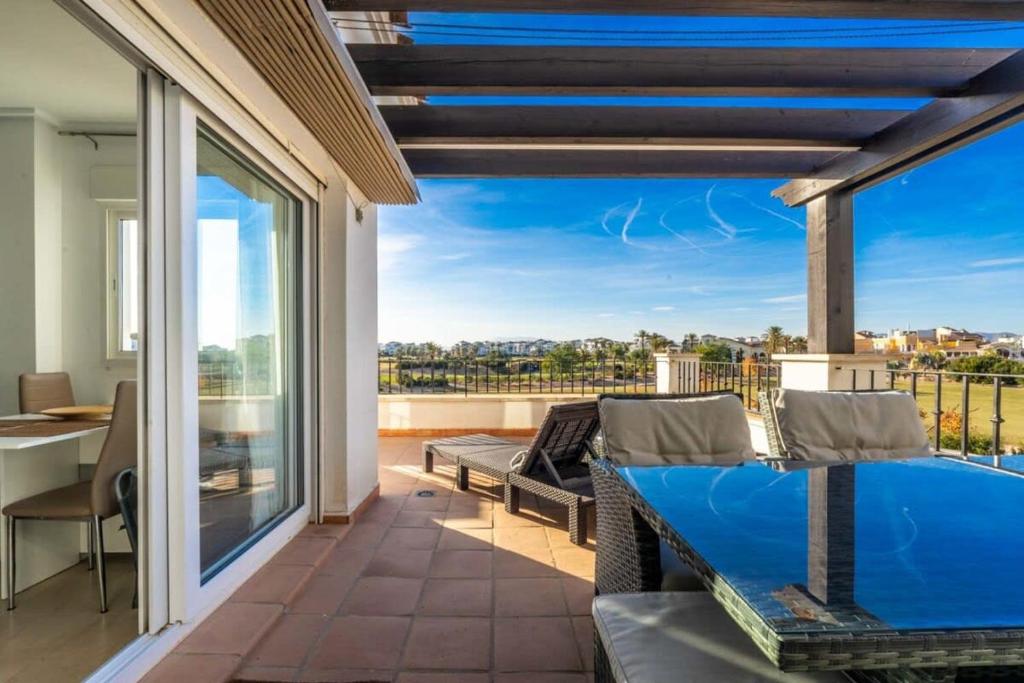 Bright Apartment with Large Terrace - MO4223LT - 4