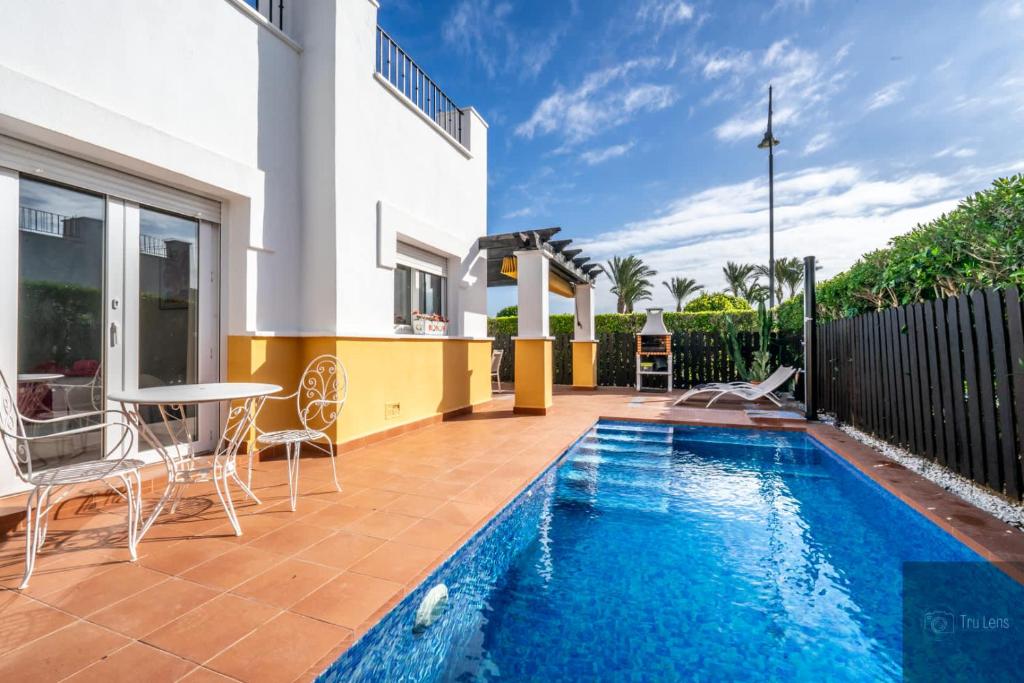 Private Villa with pool - CA3LT - 2