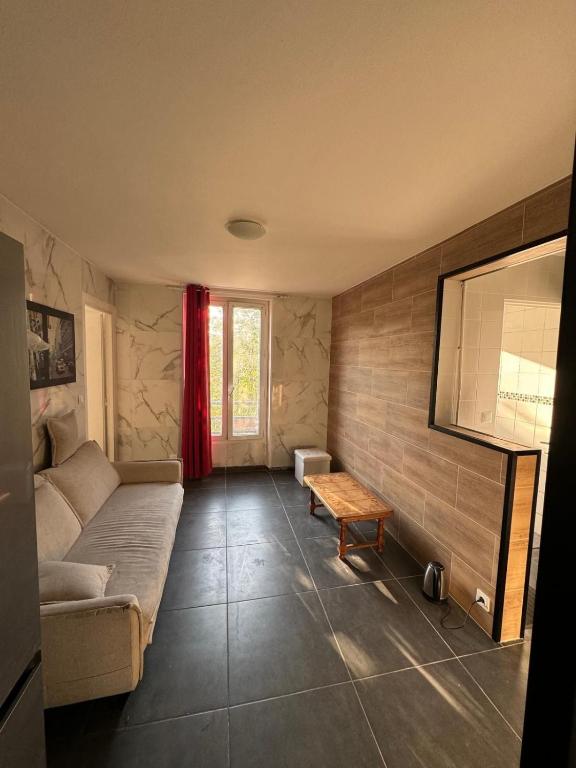 3-room apt, 7 min from RER, 15 min to Paris, 15 min to Stade de France - 1