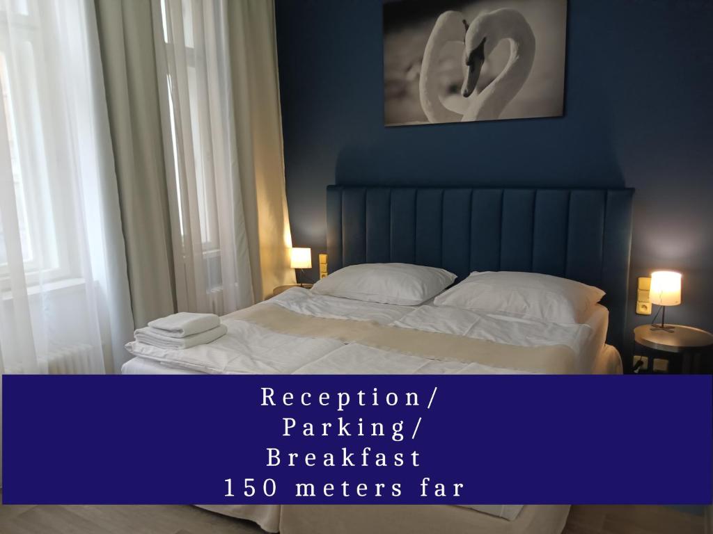 Bed, Alveo Suites in Prague