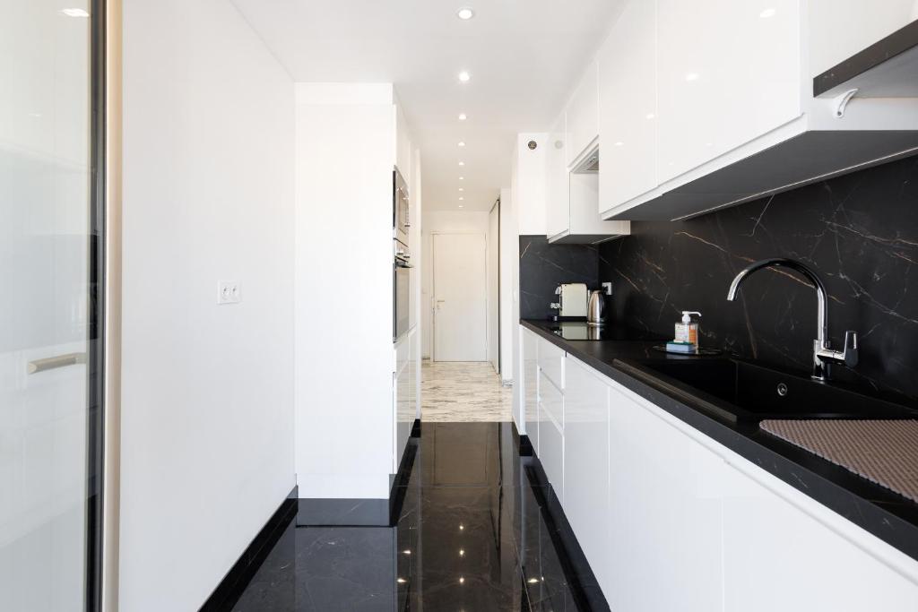Upstays T2 cosy vue mer terrasse AC - 5