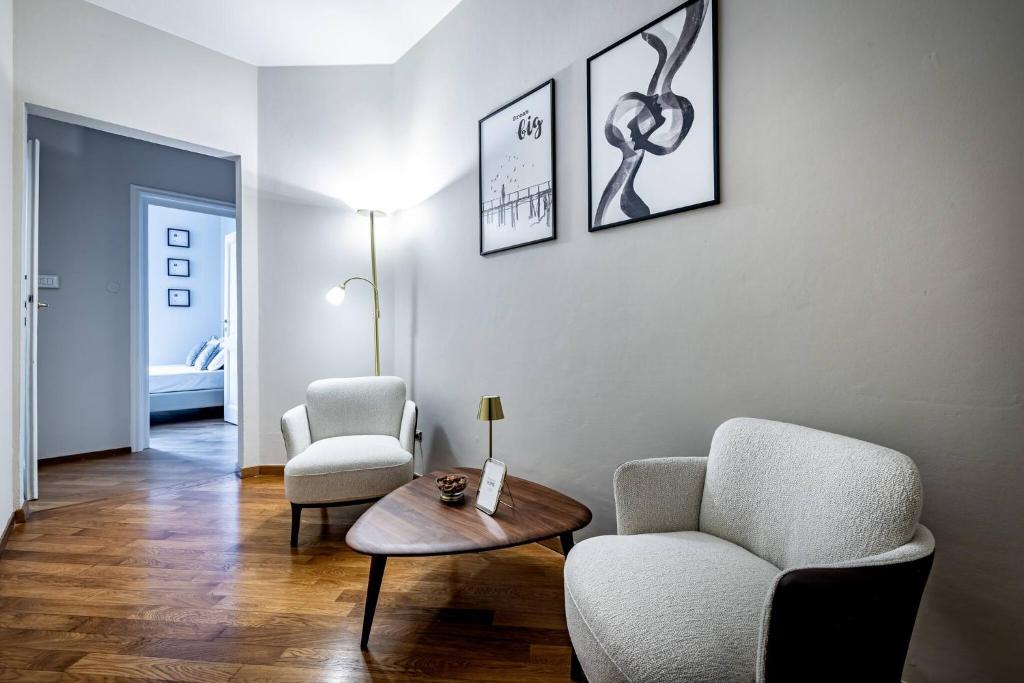 YD Comfort & Style in Central Florence 3BR Apartment - 2