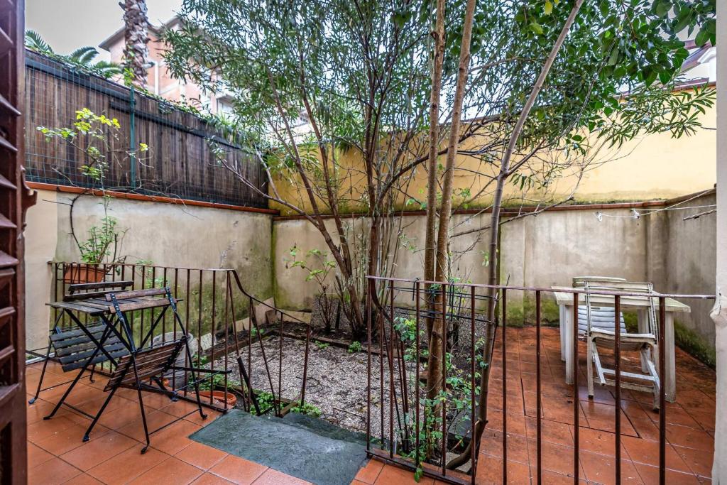YiD apartment with little garden - 2