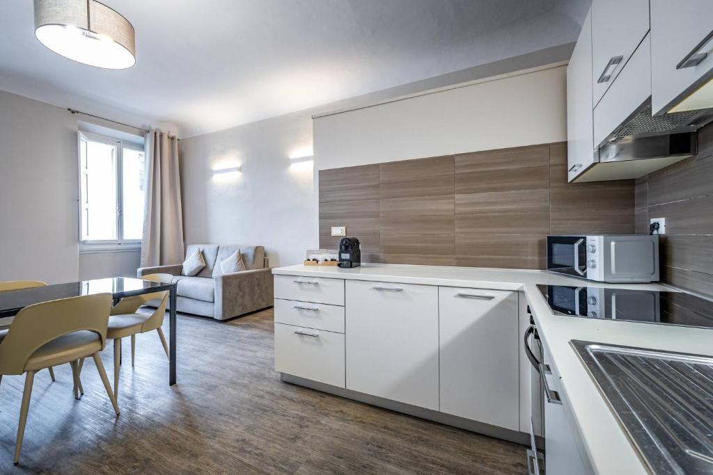 YD charming apartment near main station - 3