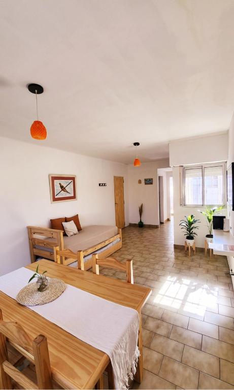 PISO UNO Gran Living Comedor y Habitación PET FRIENDLY con AUTO CHECK IN para 4 personas CLICK PARA VER TODAS LAS FOTOS - 3