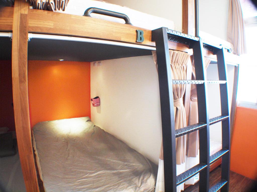 Knock Knock Hostel photo