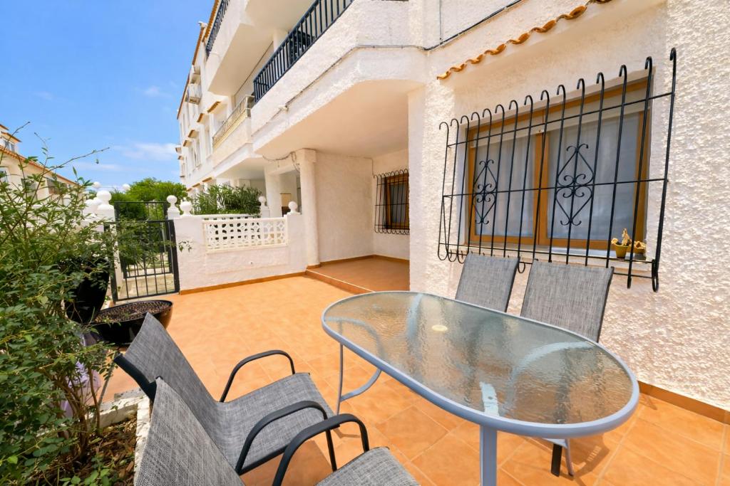 Los Naufragos: Apartamento con Terraza - 1