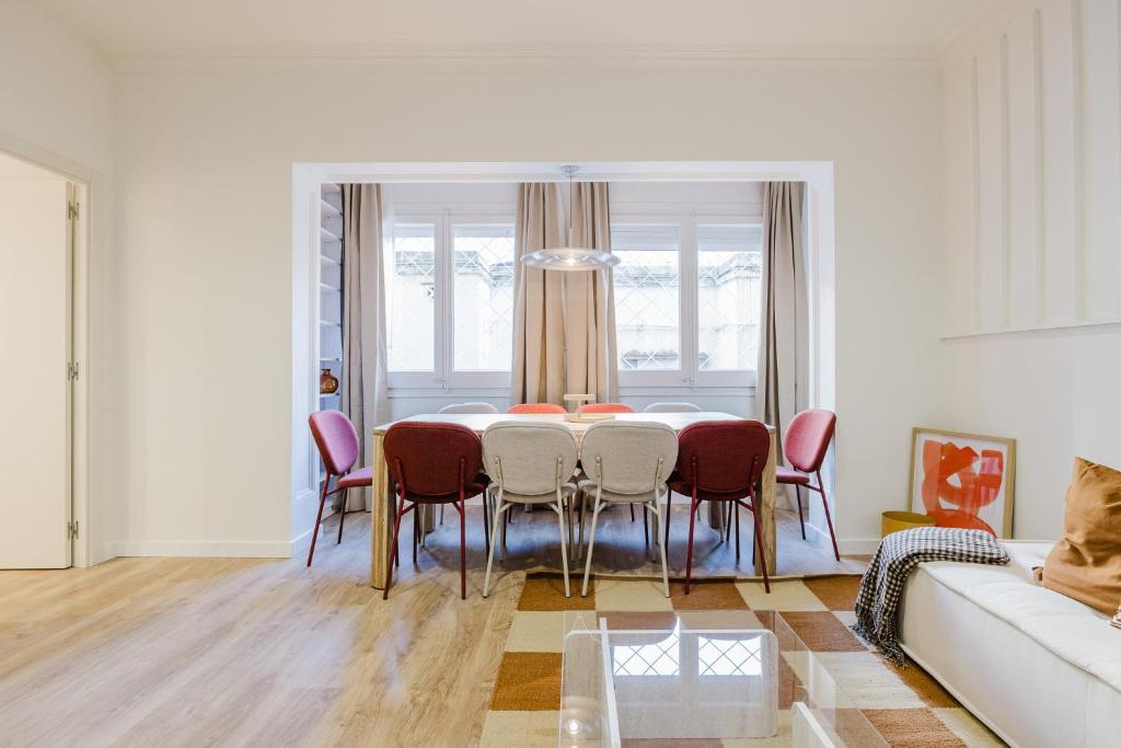 Elegant Stay at Sagrada Familia - Mallorca Street - 4