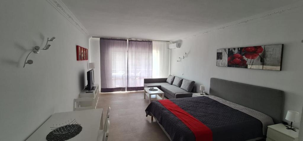 Benalbeach Luxe suite Garden & Sea Oasis501-1 - 3