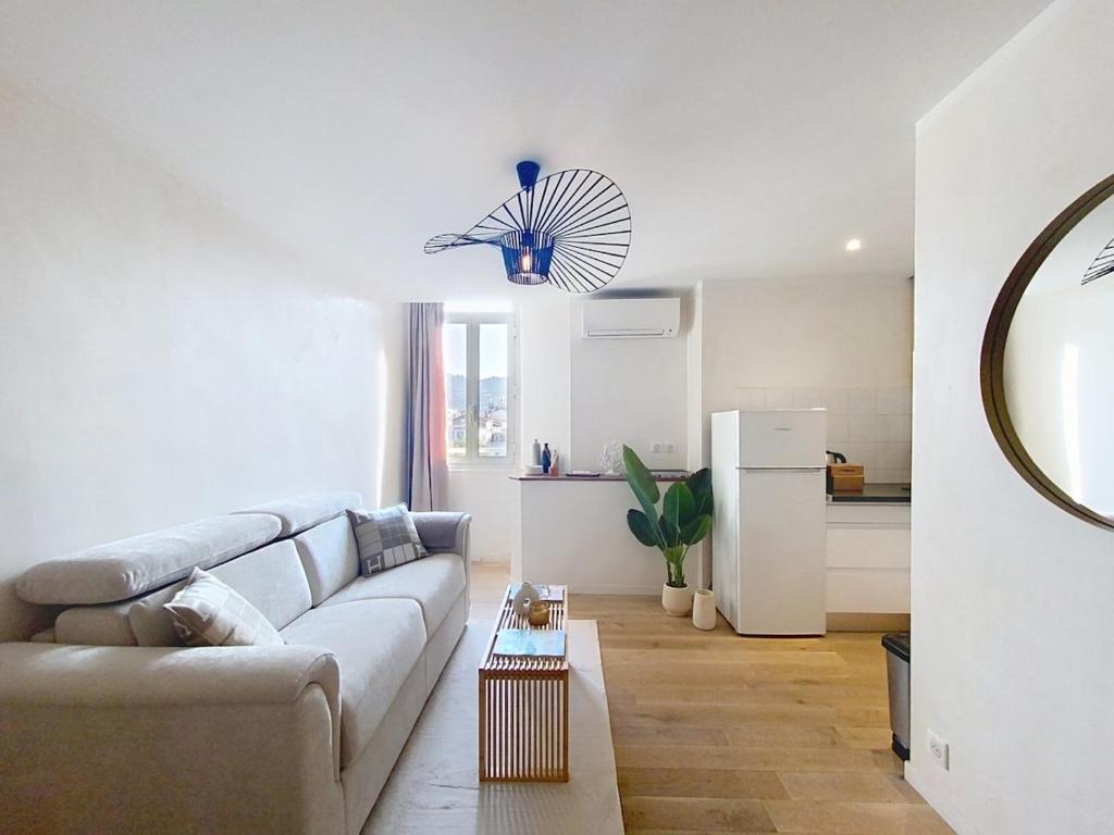 Elegant Apartment in Central Cannes - 4