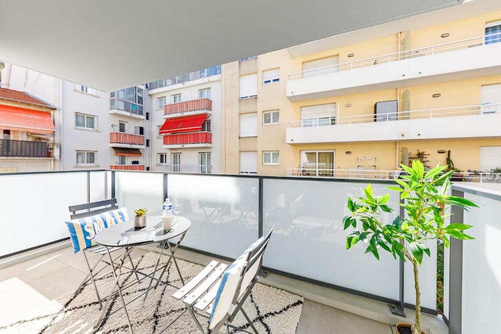 Lumineux T2 Avec balcon, Netflix à Nice - 4