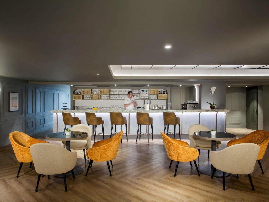 Bar/lounge