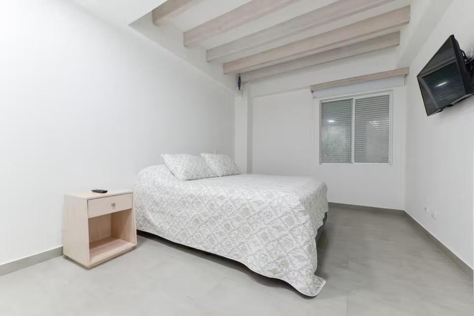 Deluxe Apts pasos de la playa - 4