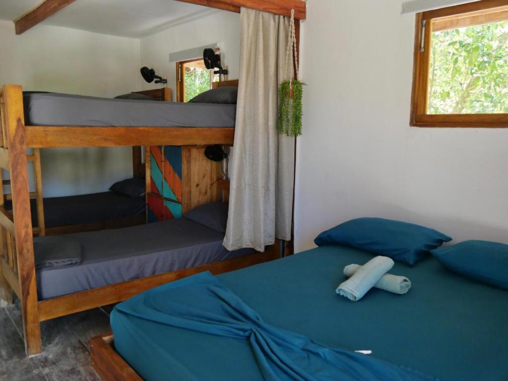 Santa Lova Eco-hostel Isla Tintipan - 2