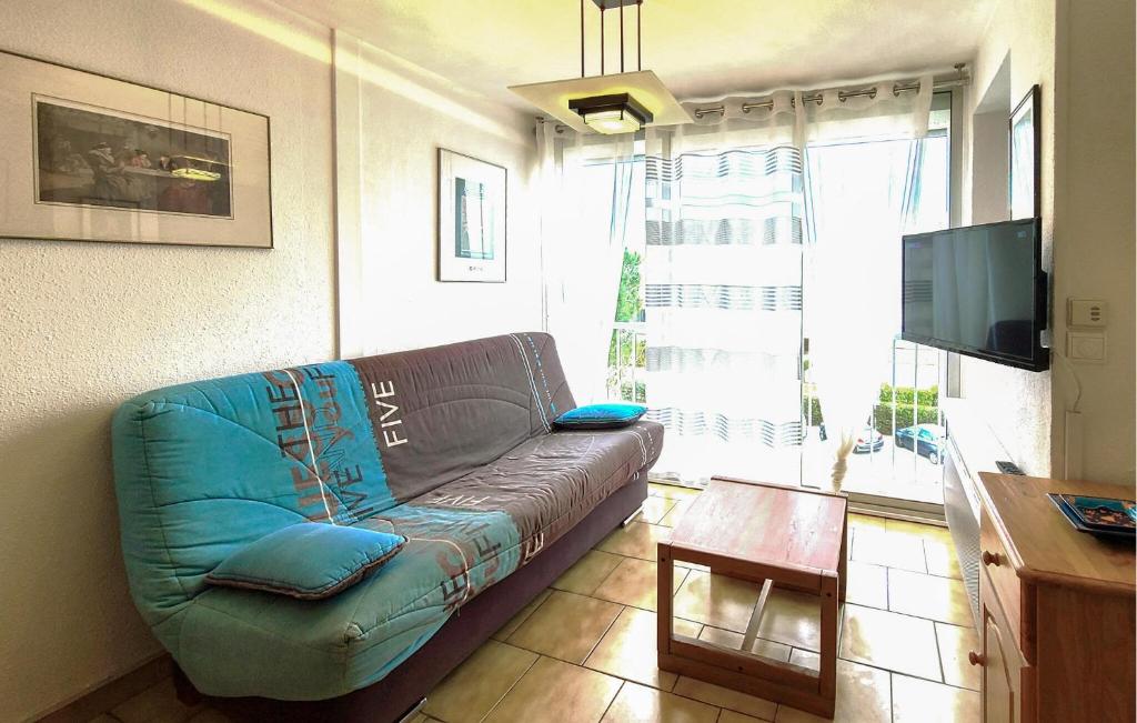 Amazing Apartment In Le Grau Du Roi With Wifi - 3