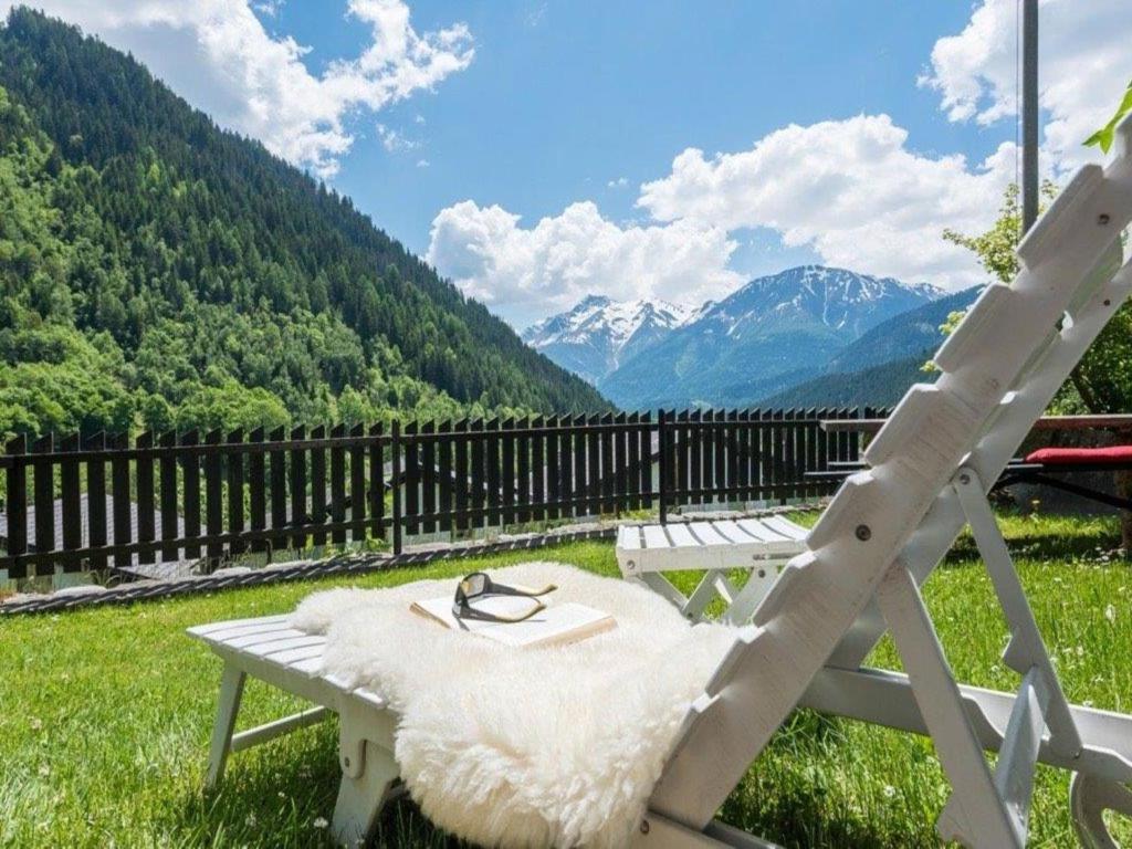 Elegant Fieschertal Alpine Chalet for 8 - 5