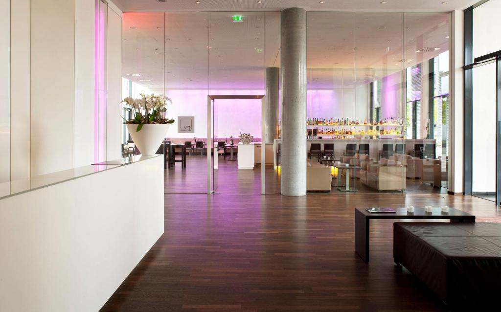 インサイド デュッセルドルフ デレンドルフ (INNSiDE Düsseldorf Derendorf) 外観