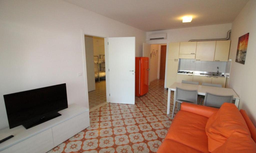 Apartment close to the beach - 4