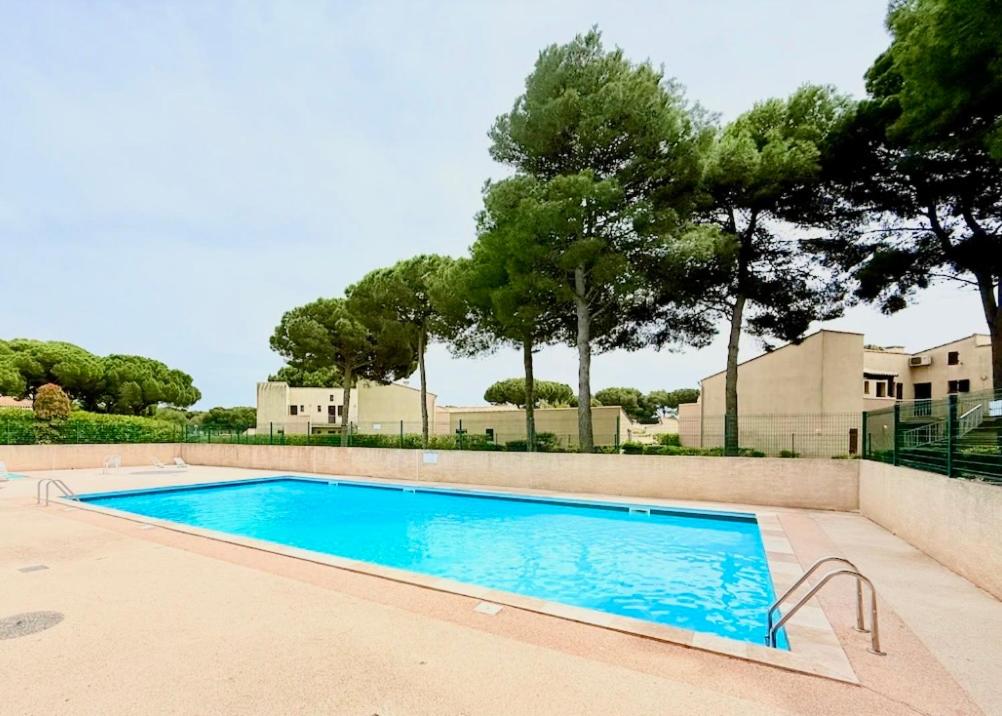 L'Hermitage - Piscine - Terrain de Tennis - place de parking privée - Pinède - 1