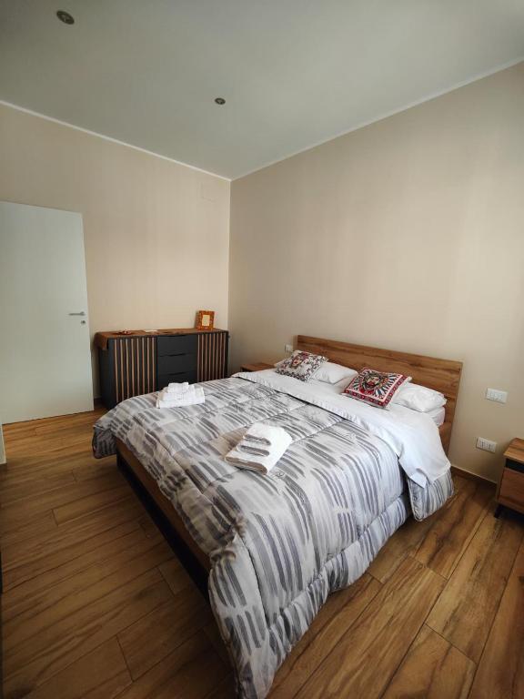 Ninny House - 2