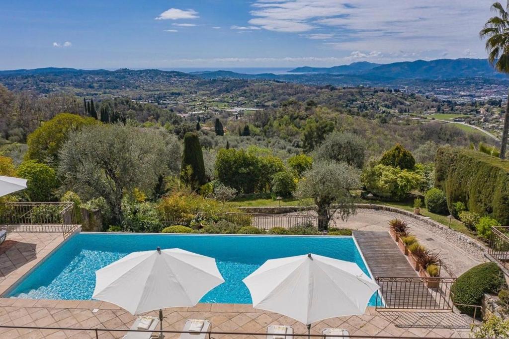 Family Villa With Pool Overlooking Cannes Bay - 2
