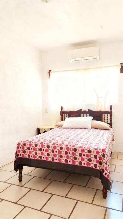 bonita habitacion en zona romantica - 1