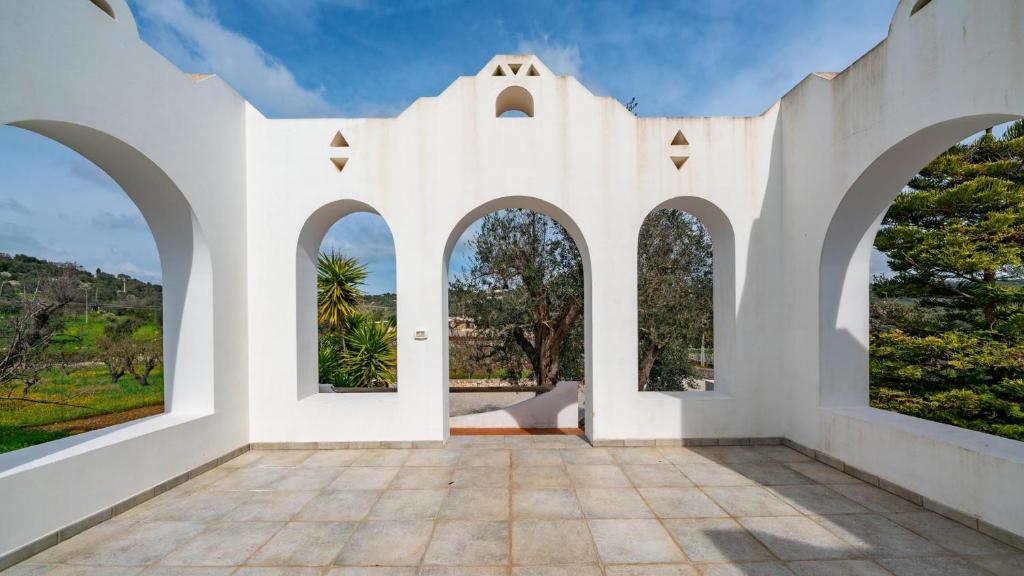 Villa Badessa by Rentbeat - 3