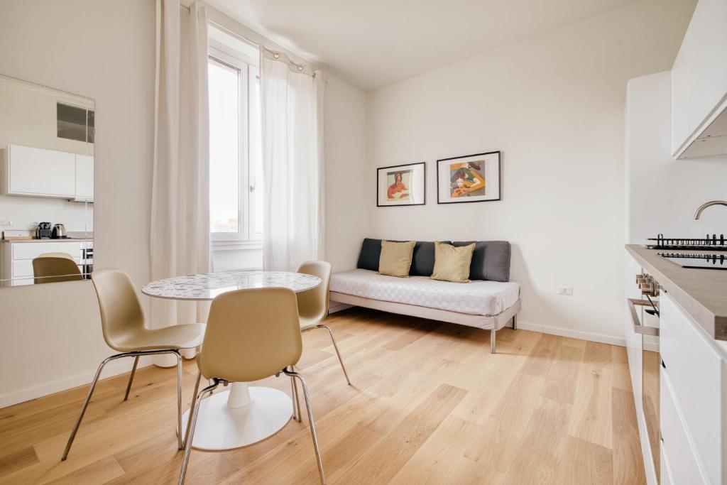 Just Urban Stays - Modern and Strategic 1-BR Flat B - Central Station - 1