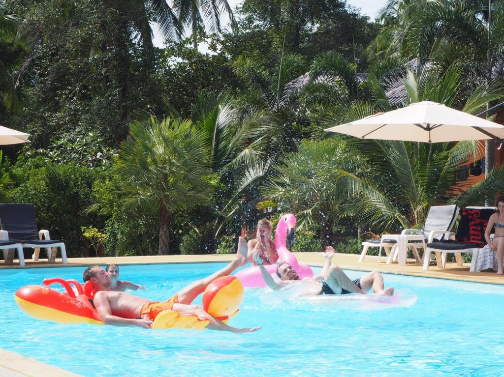 Peaceful Resort (SHA Extra Plus) photo