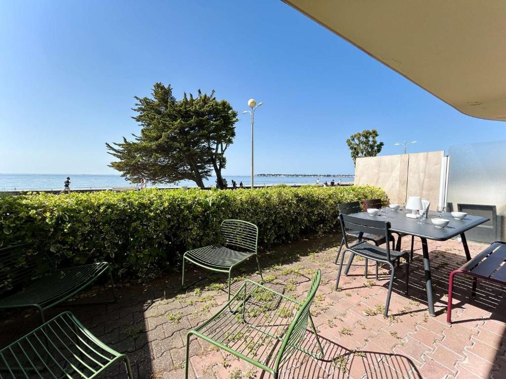 La Californie, T3 - Face Mer avec terrasse - LA BAULE - LB670-012 - 5