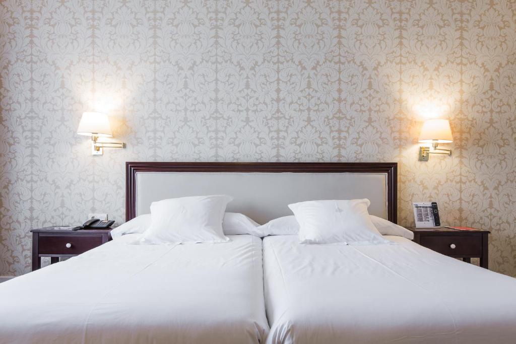 Hotel Carlton — Hotel rooms in Bilbao, Basque Country