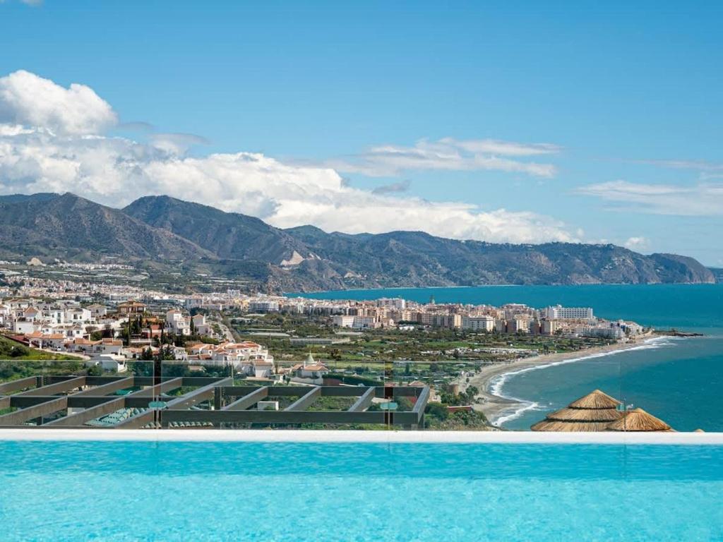 2 Bedrooms Apartment Bayview Hills Nerja - 1