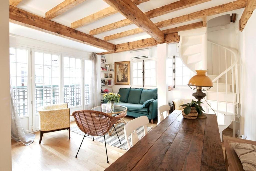 Ganneron - CI - Welcoming studio for 2p - Paris 18 - 1