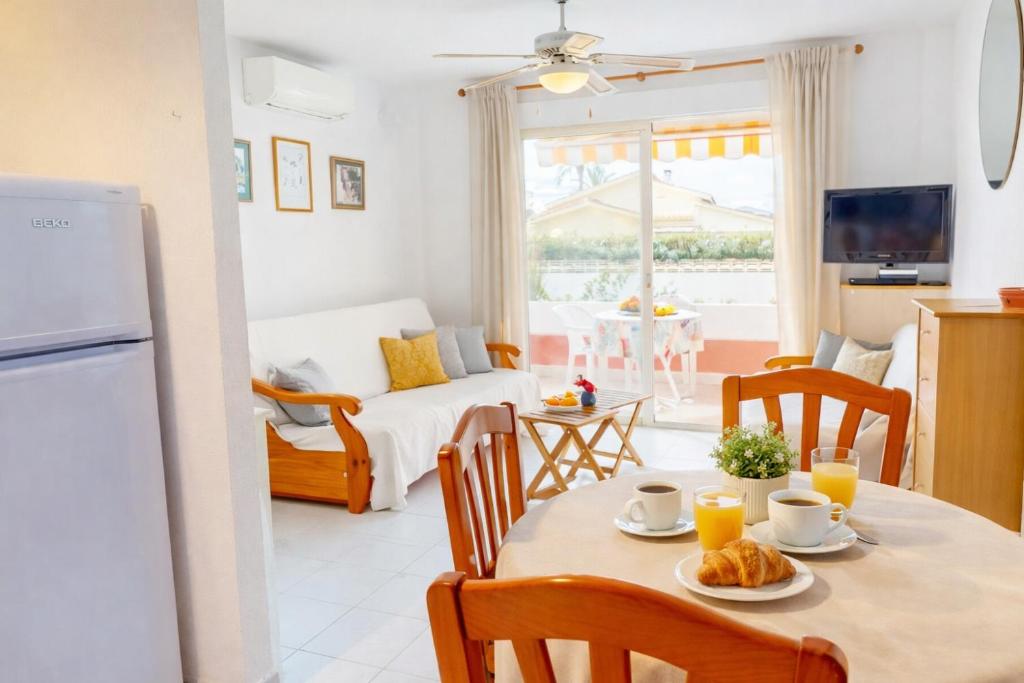 Estudio Flor de Jazmin Dénia para parejas a 100m del mar by Family Homes Rentals - 2