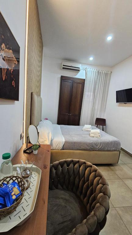 B&B Napoli Centrale Room&Jacuzzi - 3