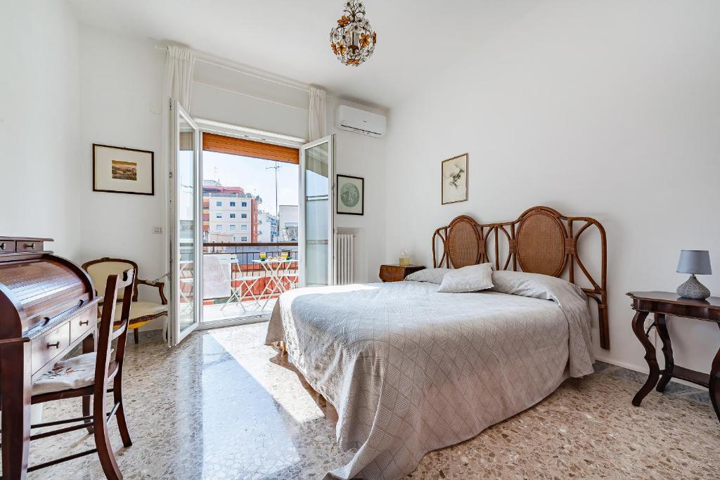 15 min From Old Town & Train Station WiFi 5 Star - 5