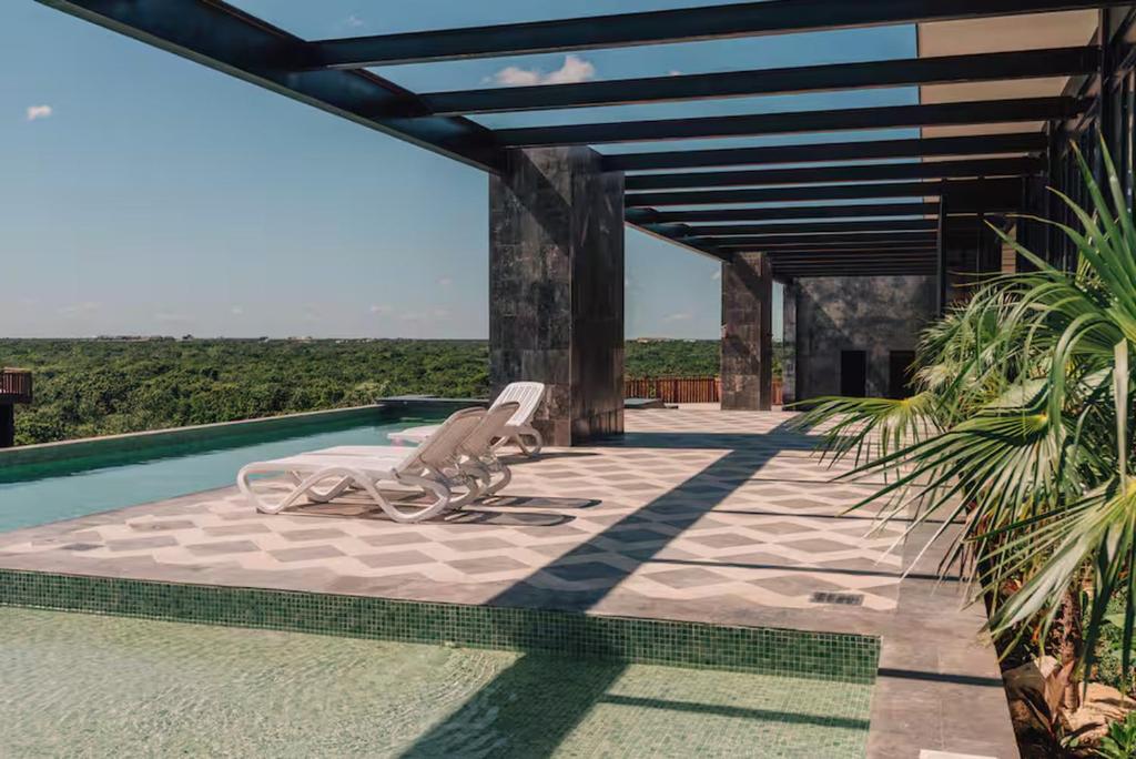 BT Homes - Tulum, Moderno cerca del mar con piscina y balcón - 5
