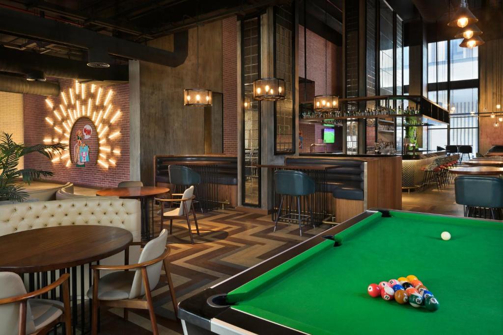 Bar/lounge